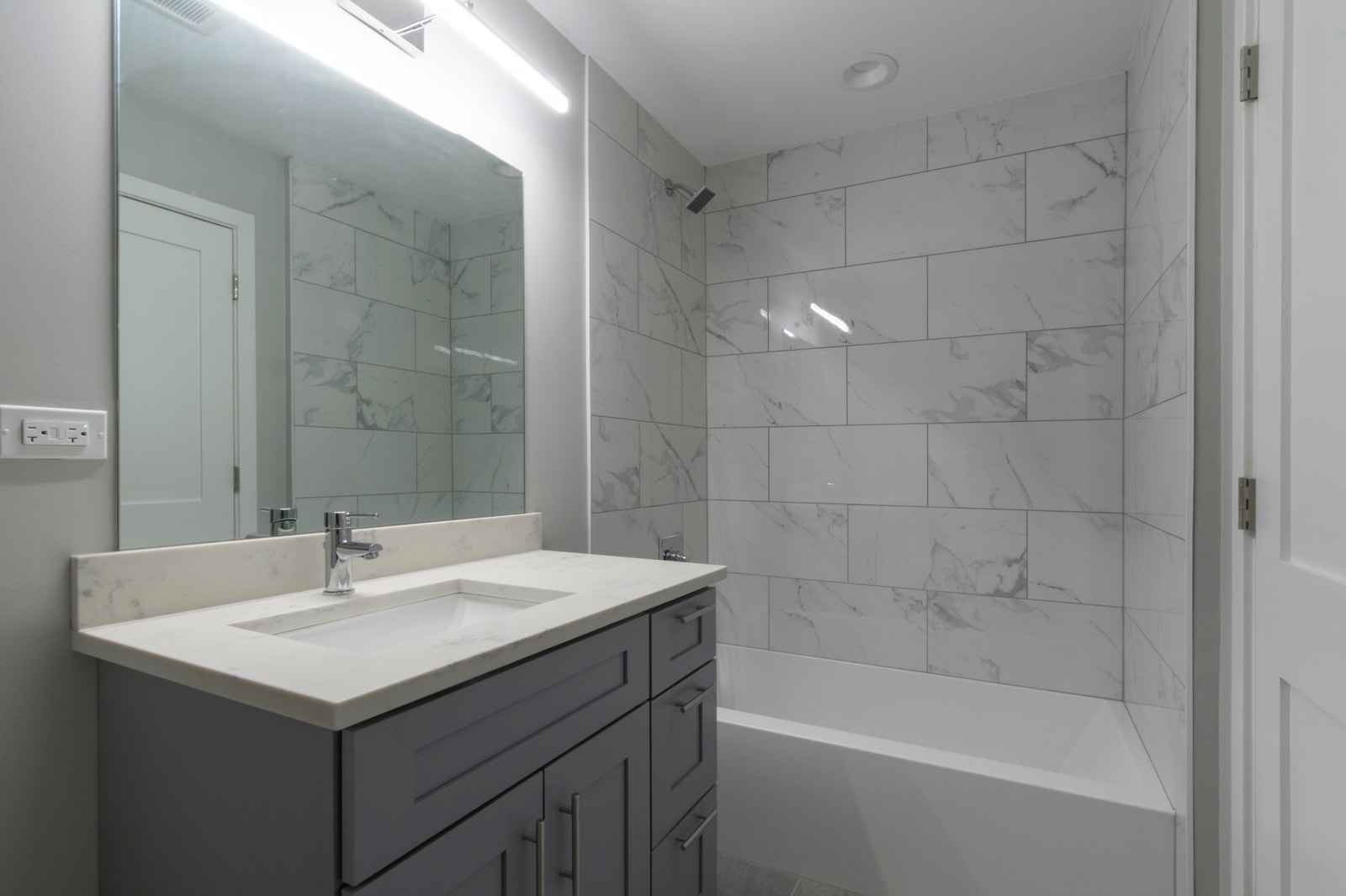 Hubbard Place photo 52