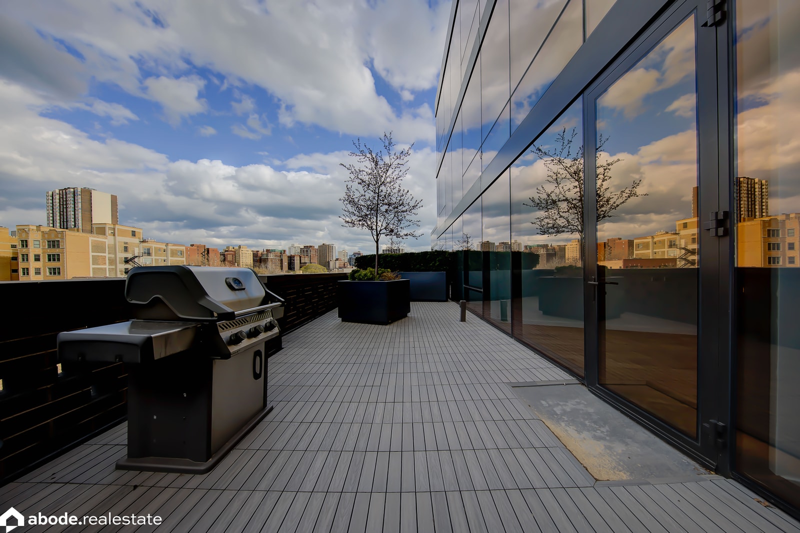 Optima Lakeview photo 44