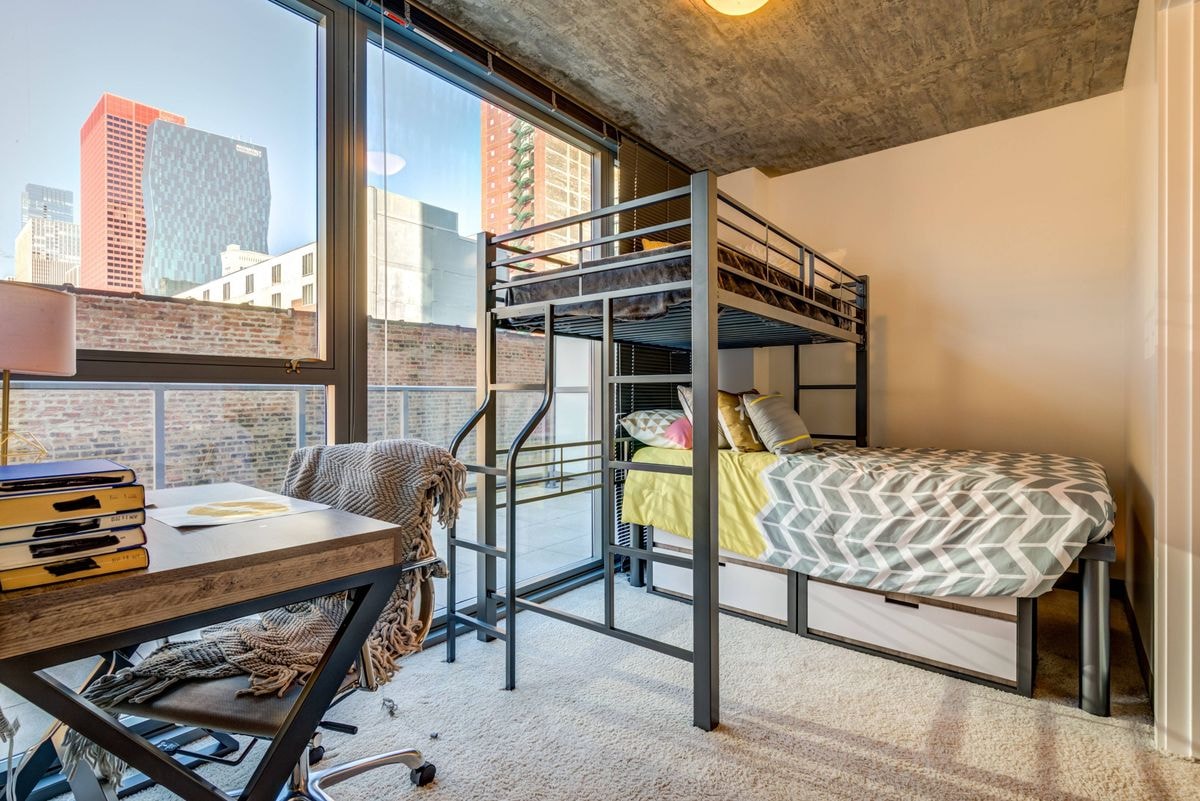 30 East photo 15