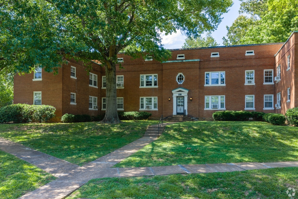 Woodmont Terrace photo 29