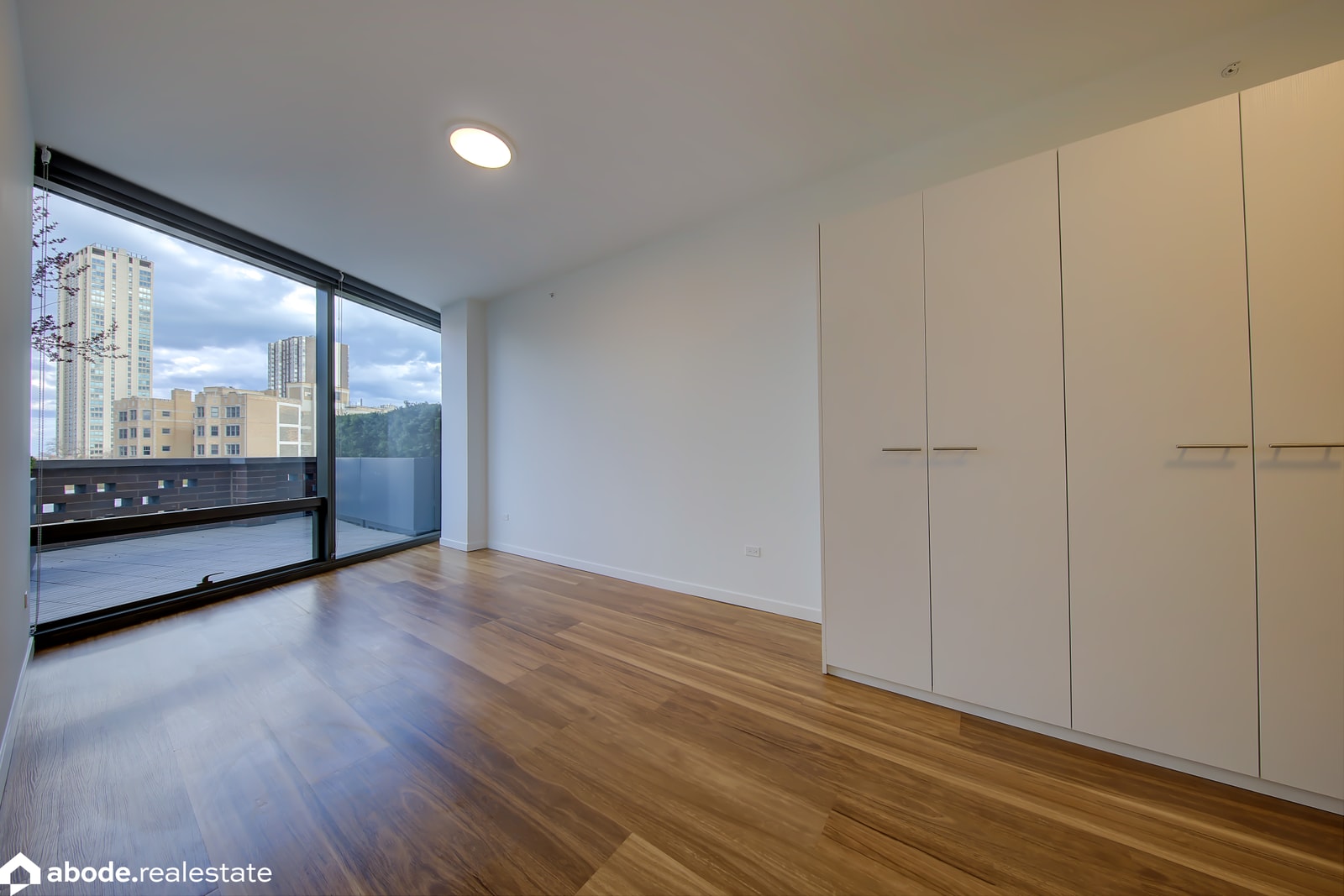 Optima Lakeview photo 50