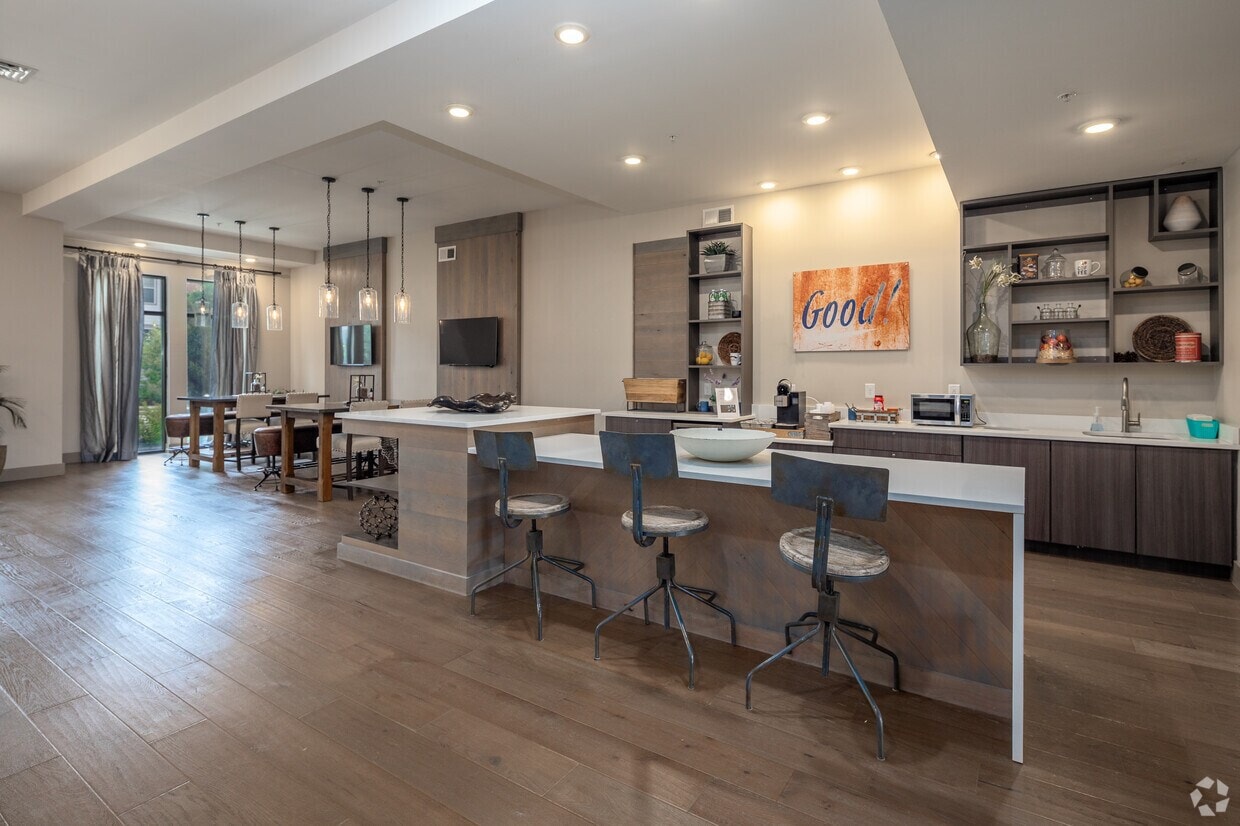 The Luxe at Indian Lake Village photo 21