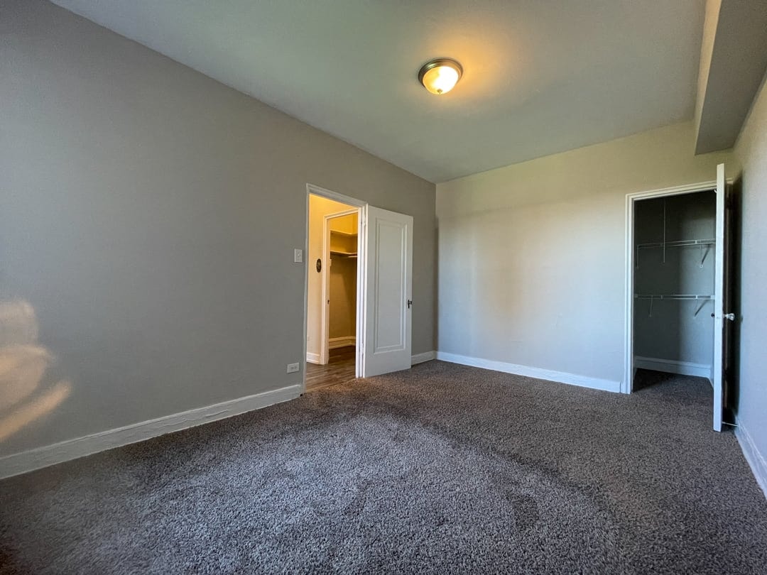 1033 W Loyola photo 29