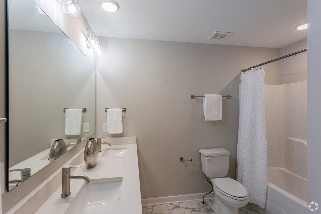 Stadium Townhomes photo 20