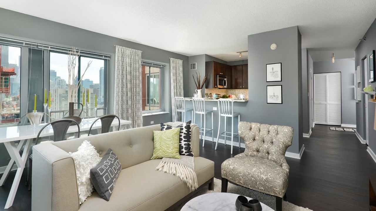 Chestnut Tower Apartments photo 4