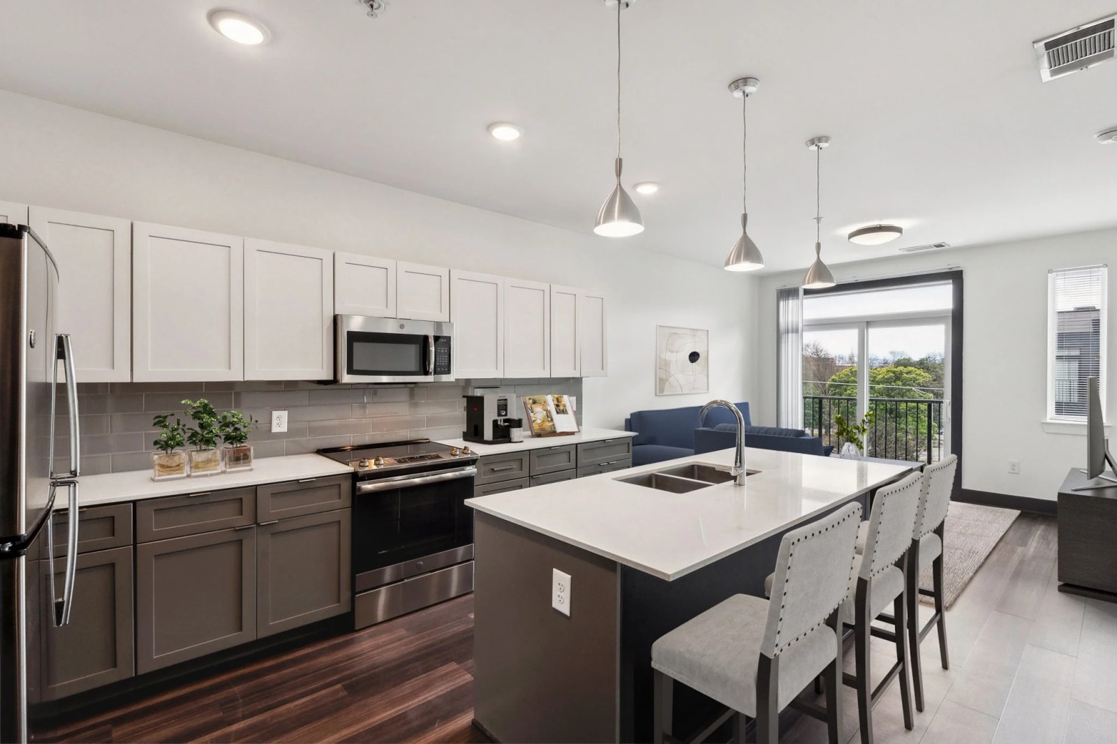 1710 Belcourt Ave, Nashville, TN 37212 — bedrooms view