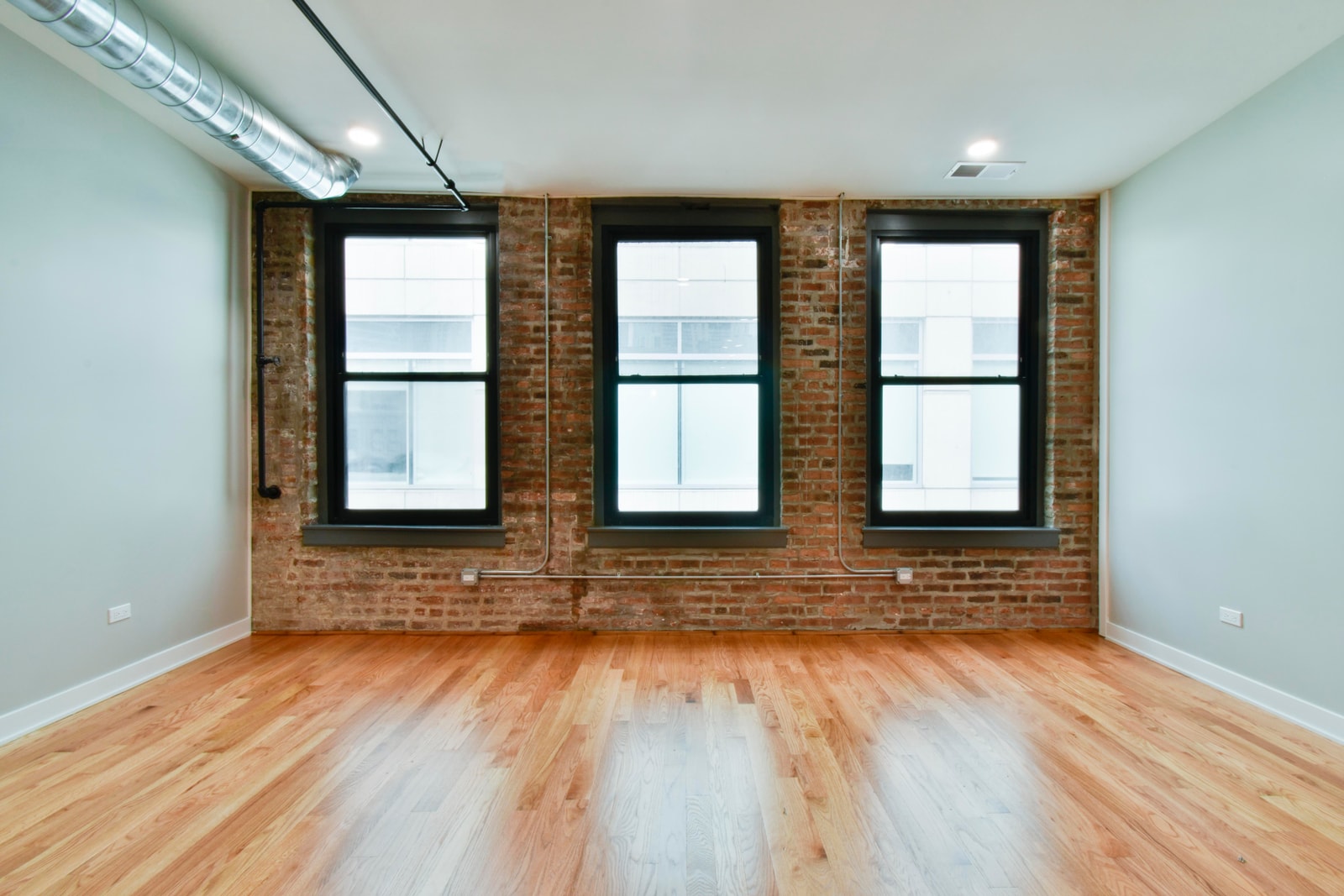 Hubbard Place photo 32
