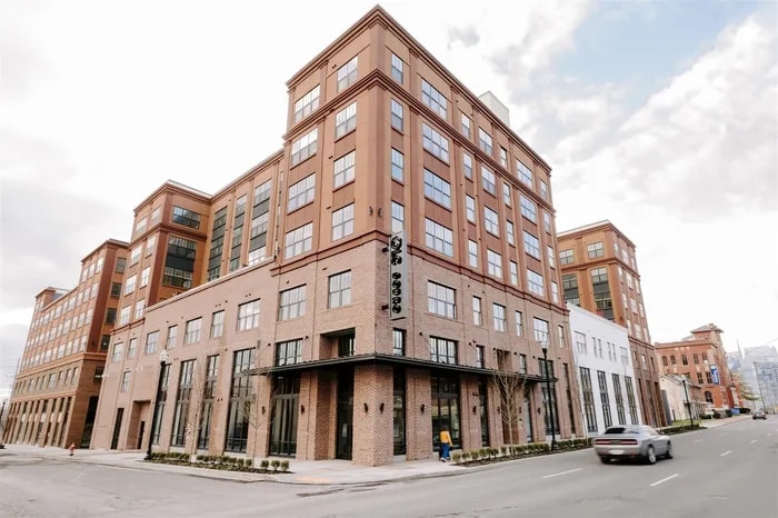 209 Elm St, Nashville, TN 37210 — exterior view