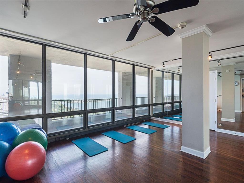 3450 N. Lake Shore Drive photo 24