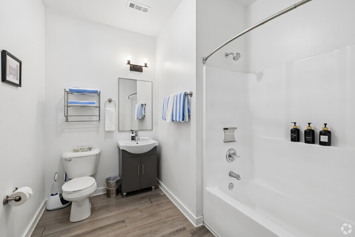 Midtown Place photo 42