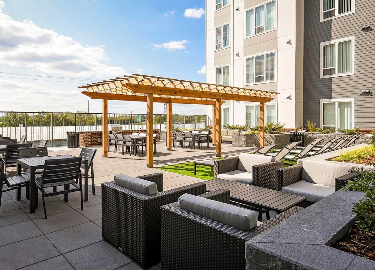 900 Dickerson Pike, Nashville, TN 37207 — kitchen view