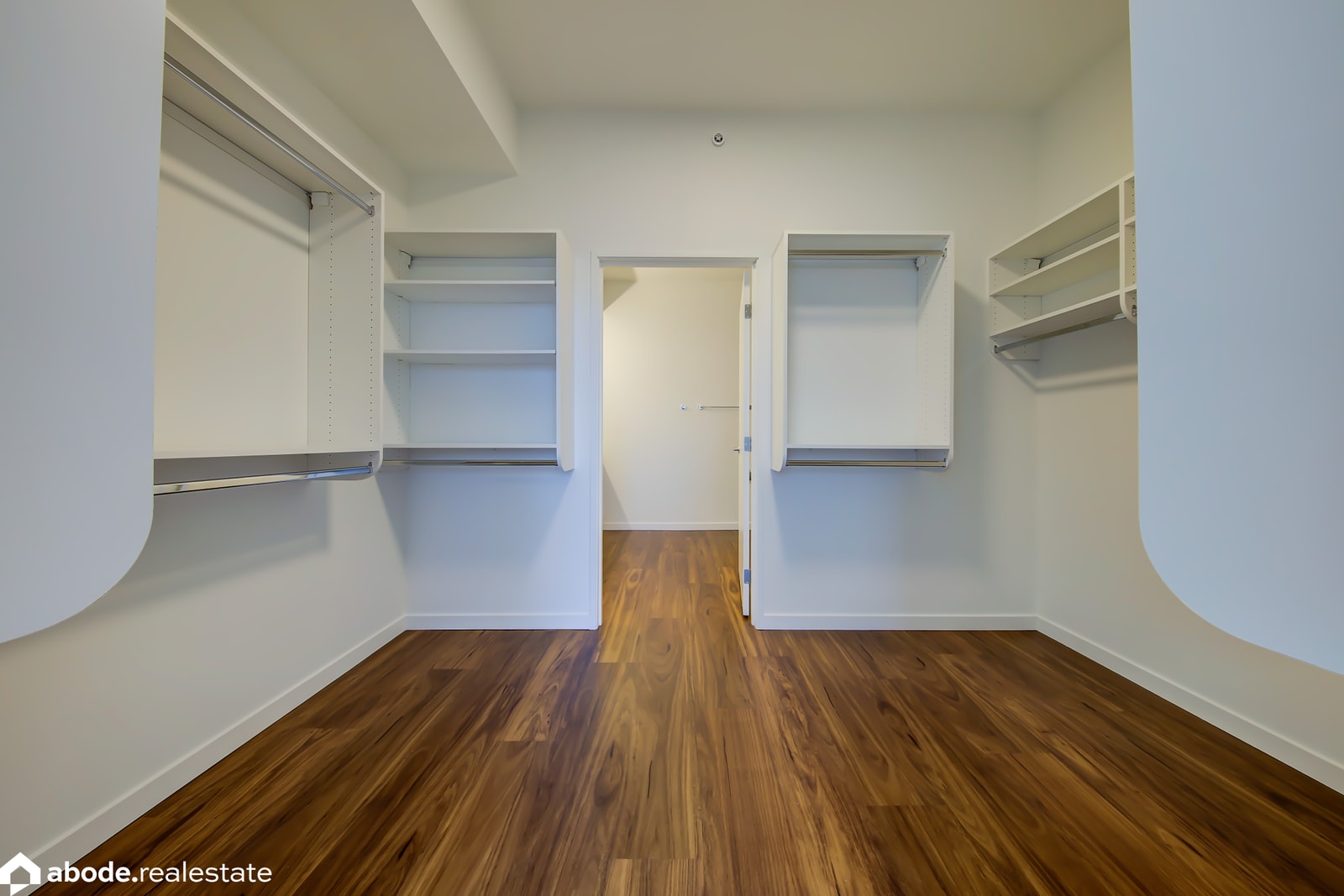 Optima Lakeview photo 83