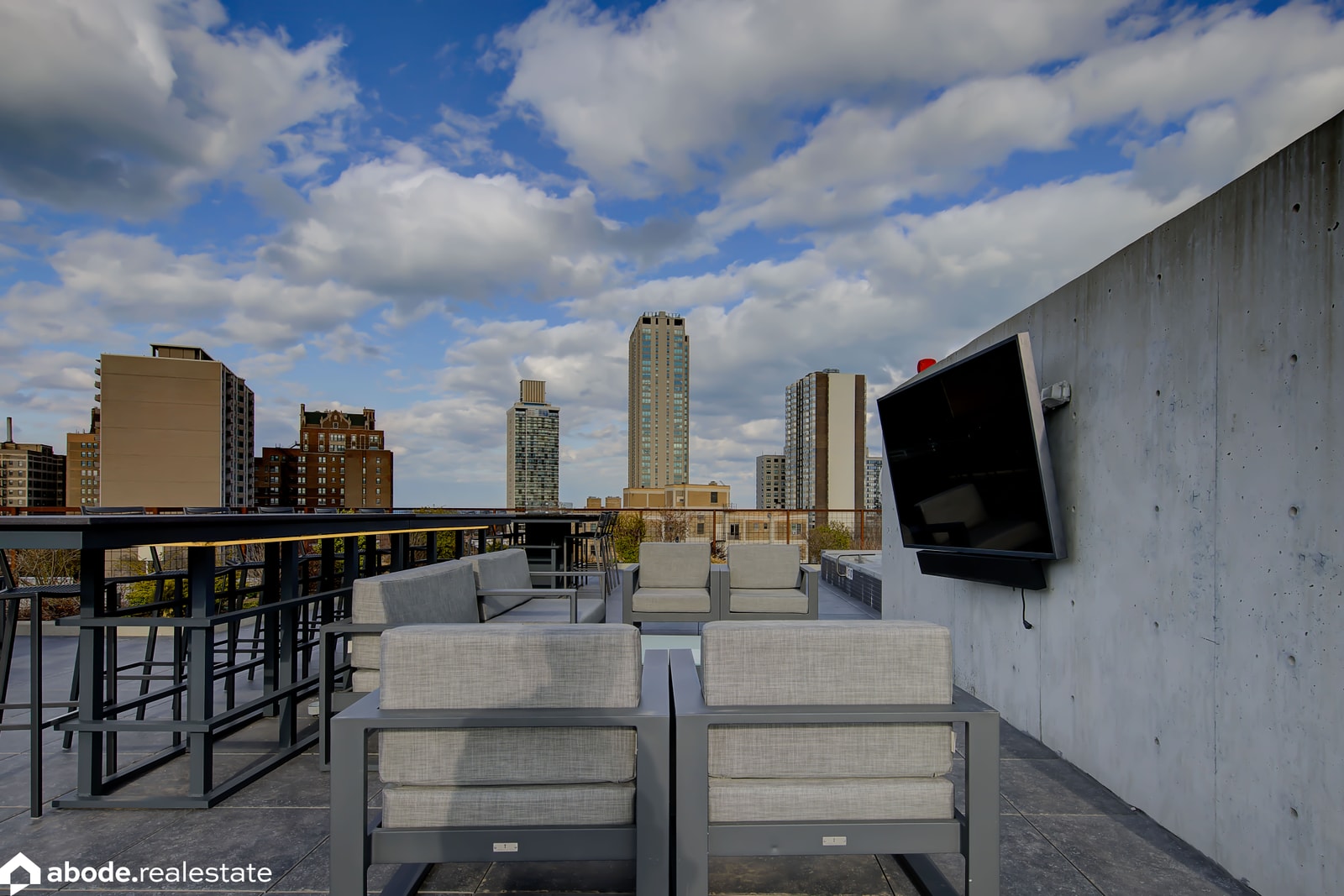 Optima Lakeview photo 142