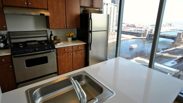 Coast at Lakeshore East photo 7