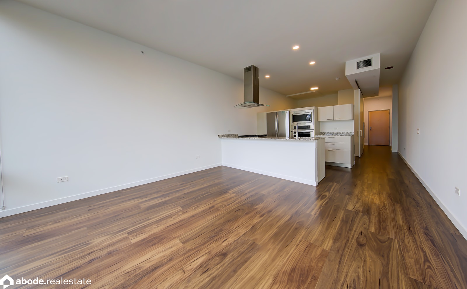 Optima Lakeview photo 61