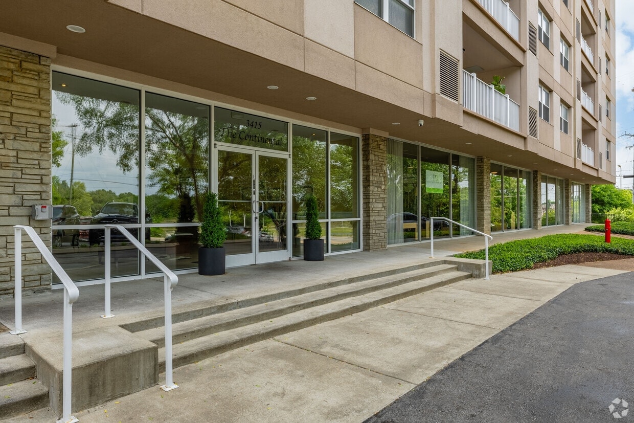 Continental Condos photo 30
