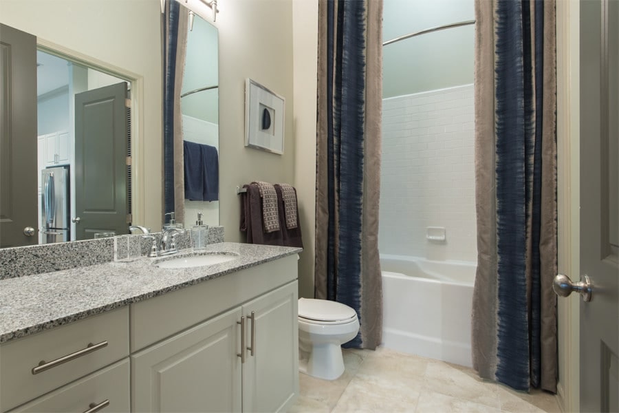 2700 Charlotte Ave, Nashville, TN 37209 — bedrooms view