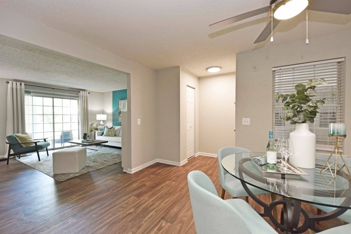 7439 Highway 70 S, Nashville, TN 37221 — kitchen view