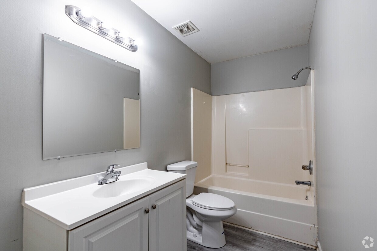 Hickory Lofts photo 45