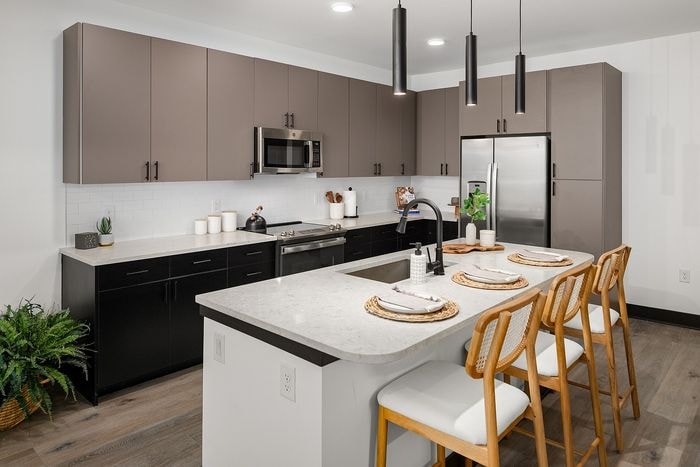 Abberly Riverwalk Apartment Homes photo 2