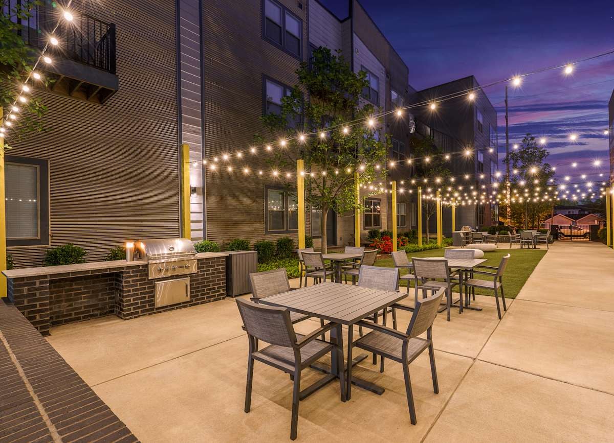 1605 54th Ave N, Nashville, TN 37209 — kitchen view