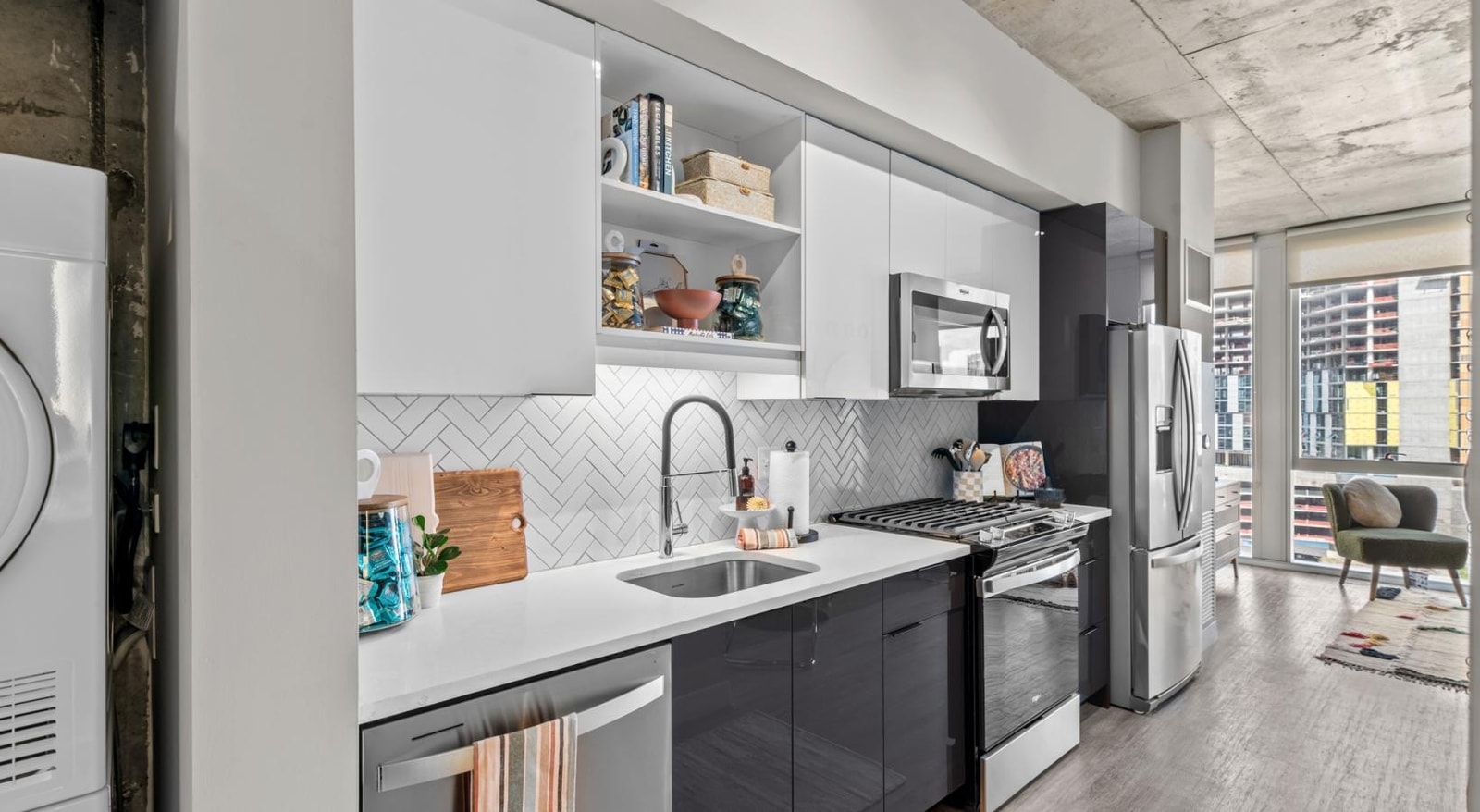 645 Division St, Nashville, TN 37203 — bedrooms view