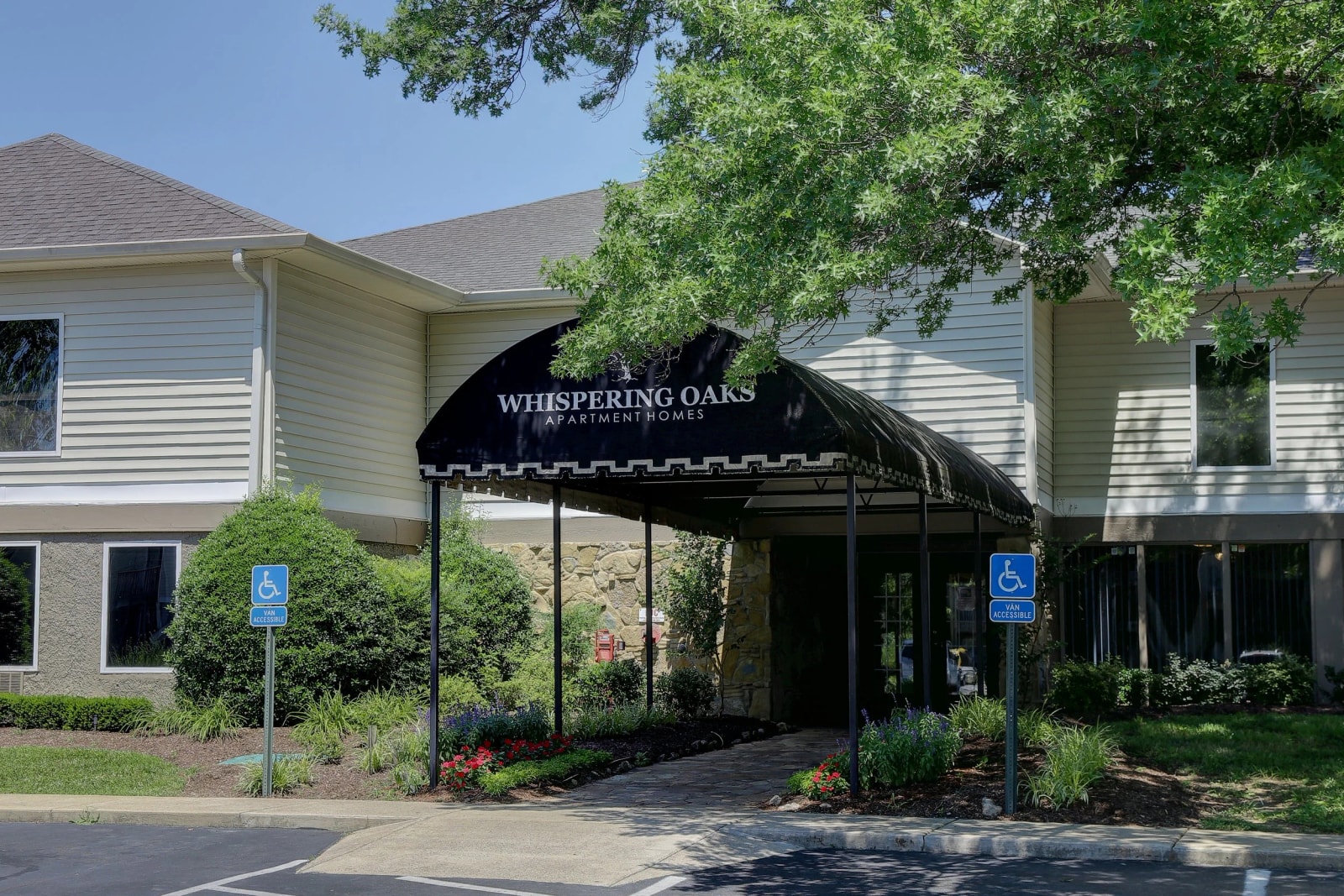 100 Tanglewood Ct, Nashville, TN 37211 — kitchen view