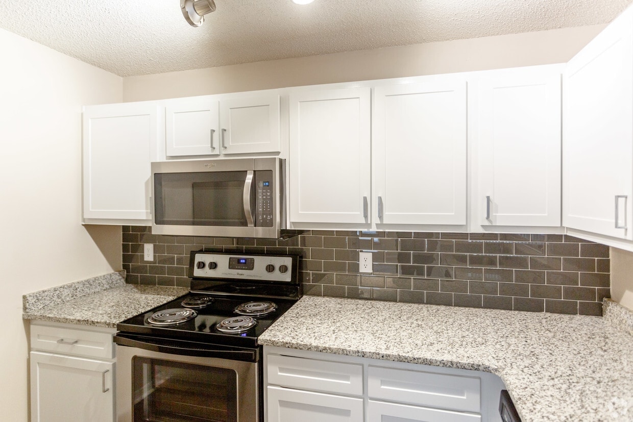 The Estates at Brentwood photo 28