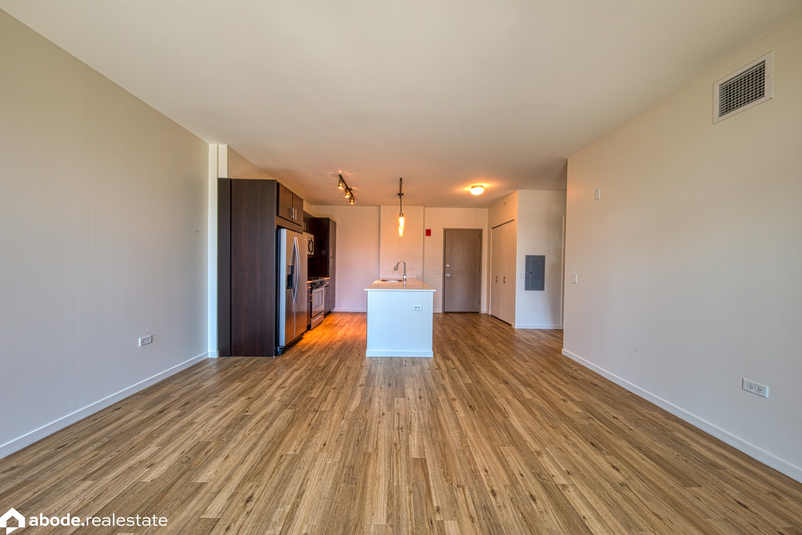 Halsted Flats photo 60