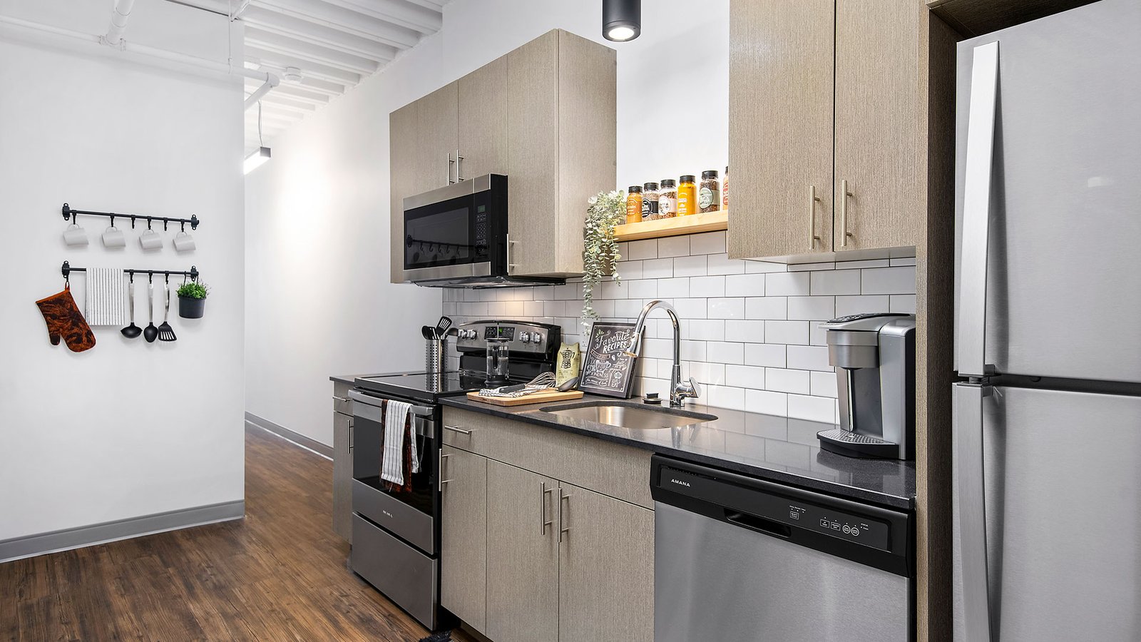Wrigleyville Lofts photo 4