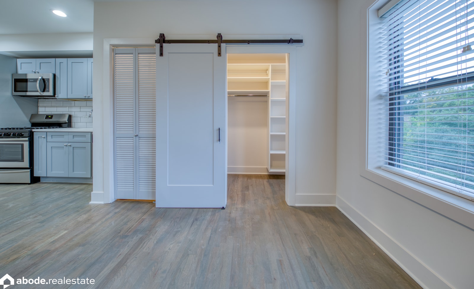 5827 North Ridge photo 44