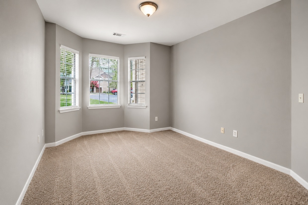 Woodland Pointe Residences photo 20