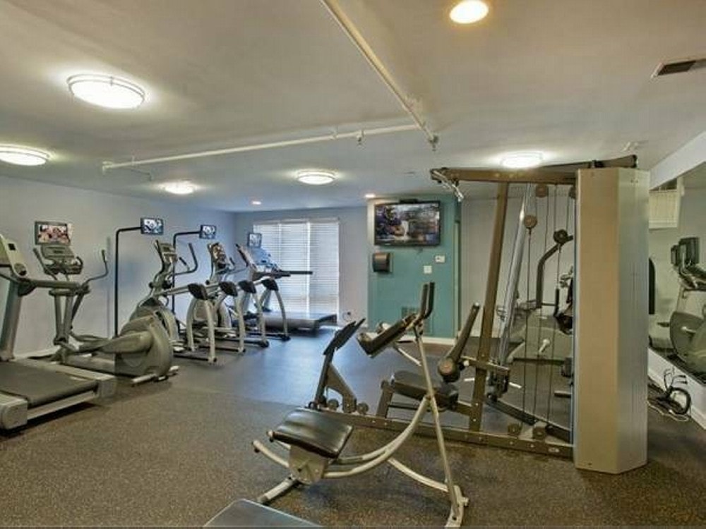 Oak Park City Apartments photo 48