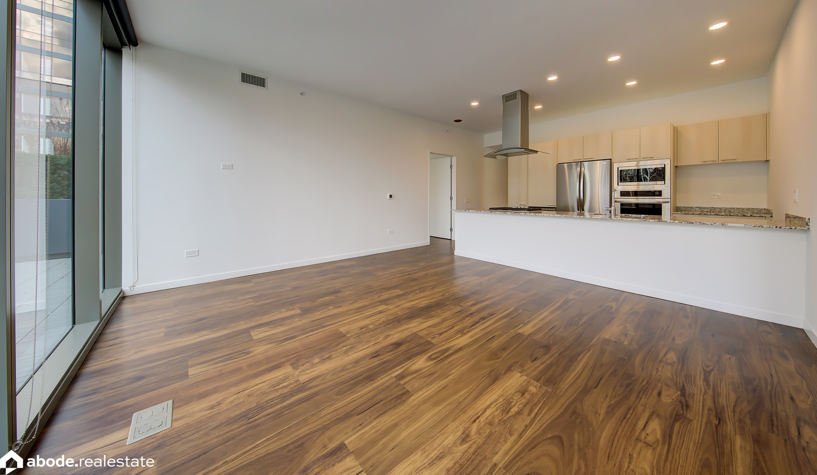 Optima Lakeview photo 124