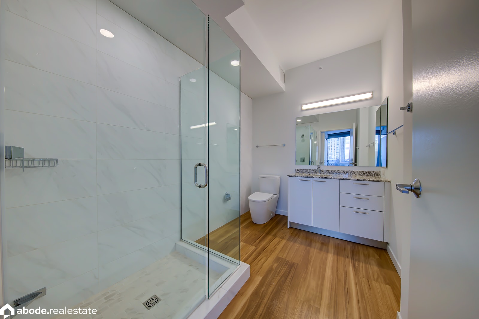 Optima Lakeview photo 58