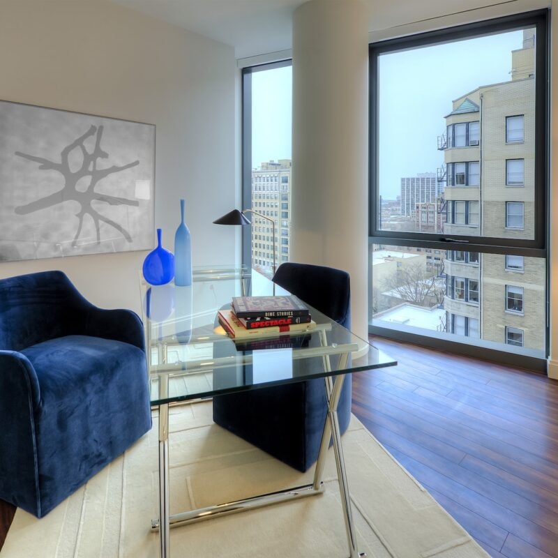 2950 N Sheridan photo 21