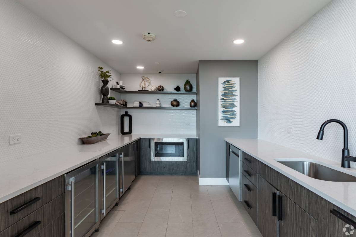 3450 N. Lake Shore Drive photo 20