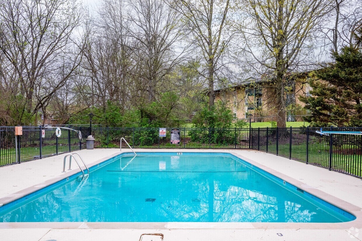 203 Sealey Dr, Madison, TN 37115 — kitchen view