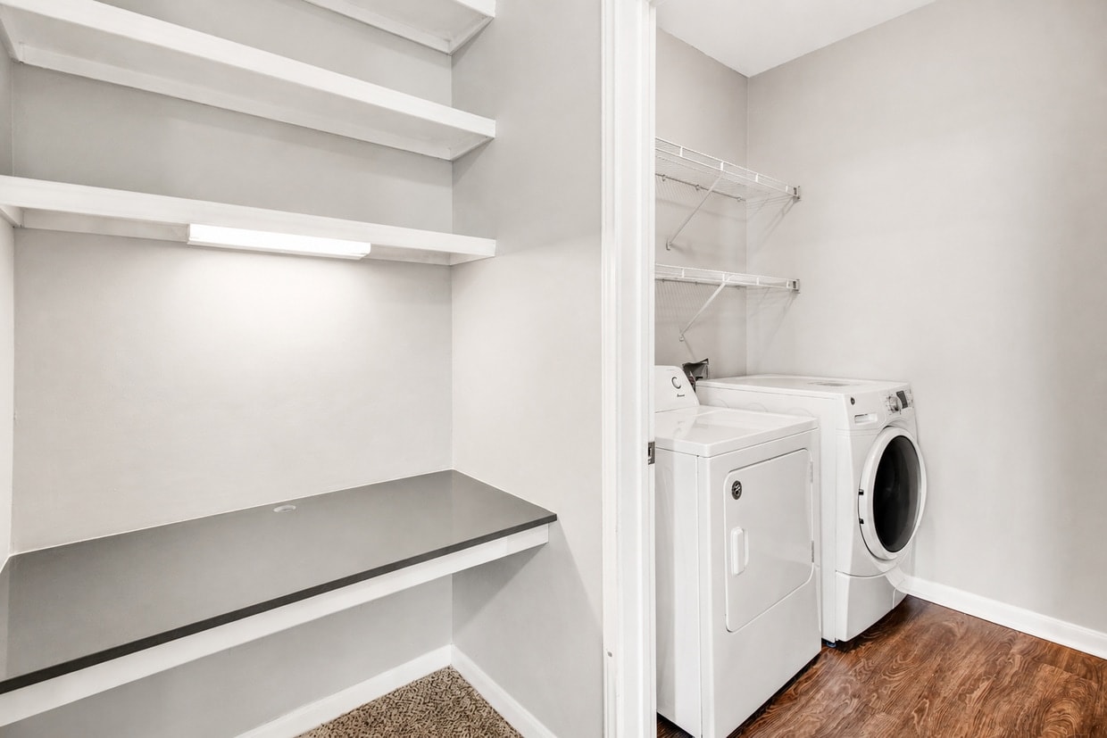 Woodland Pointe Residences photo 10